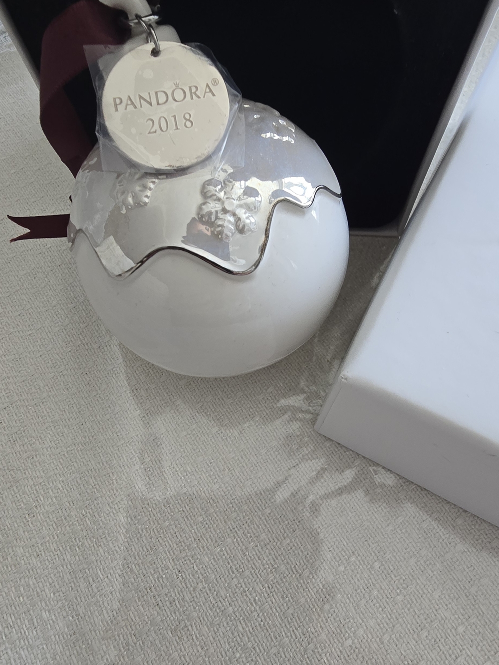 Pandora White and Silver 2018 Holiday Ornament